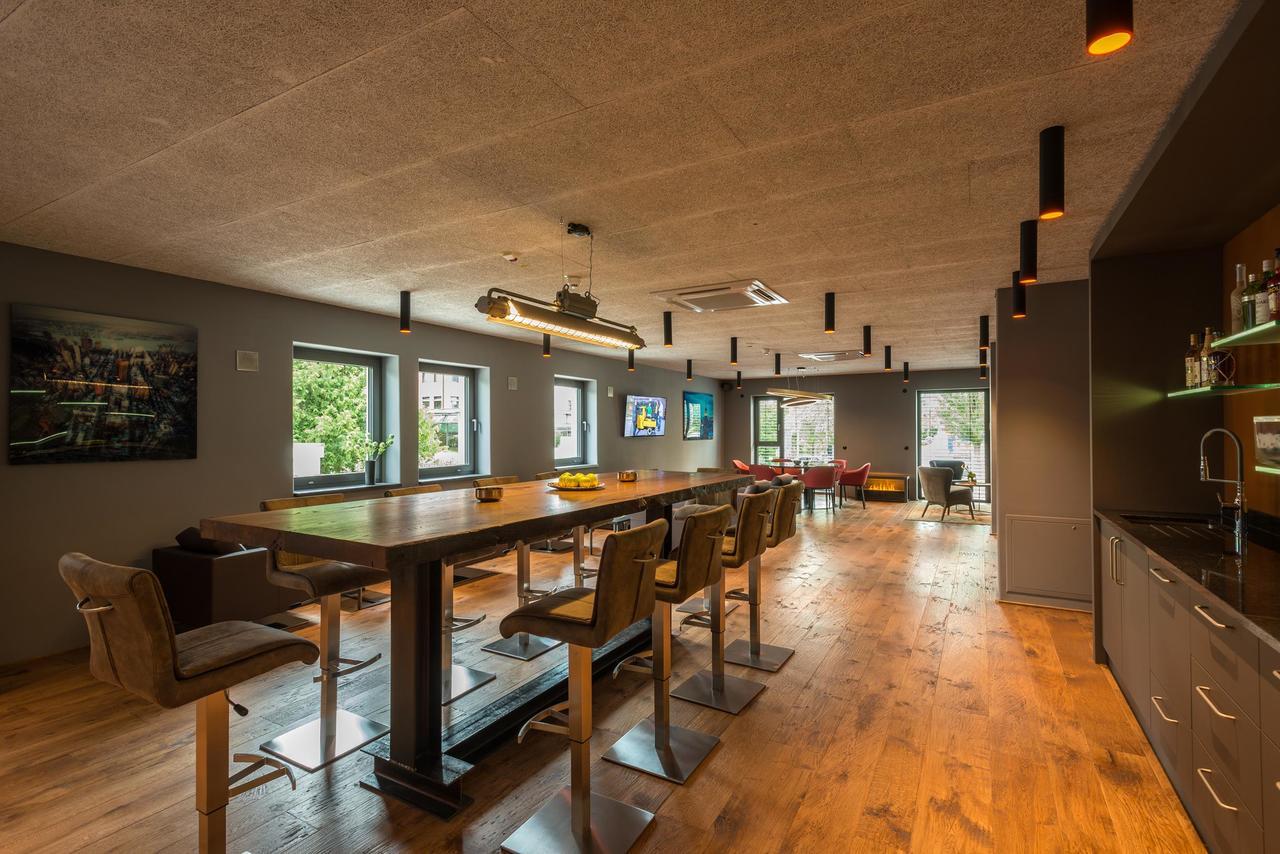 Golden Ball, Exclusive Serviced Apartments Munich Aschheim Exterior photo